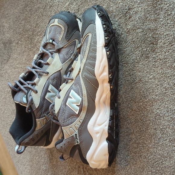 New Balance 470 USA 9 - Picture 2 of 10